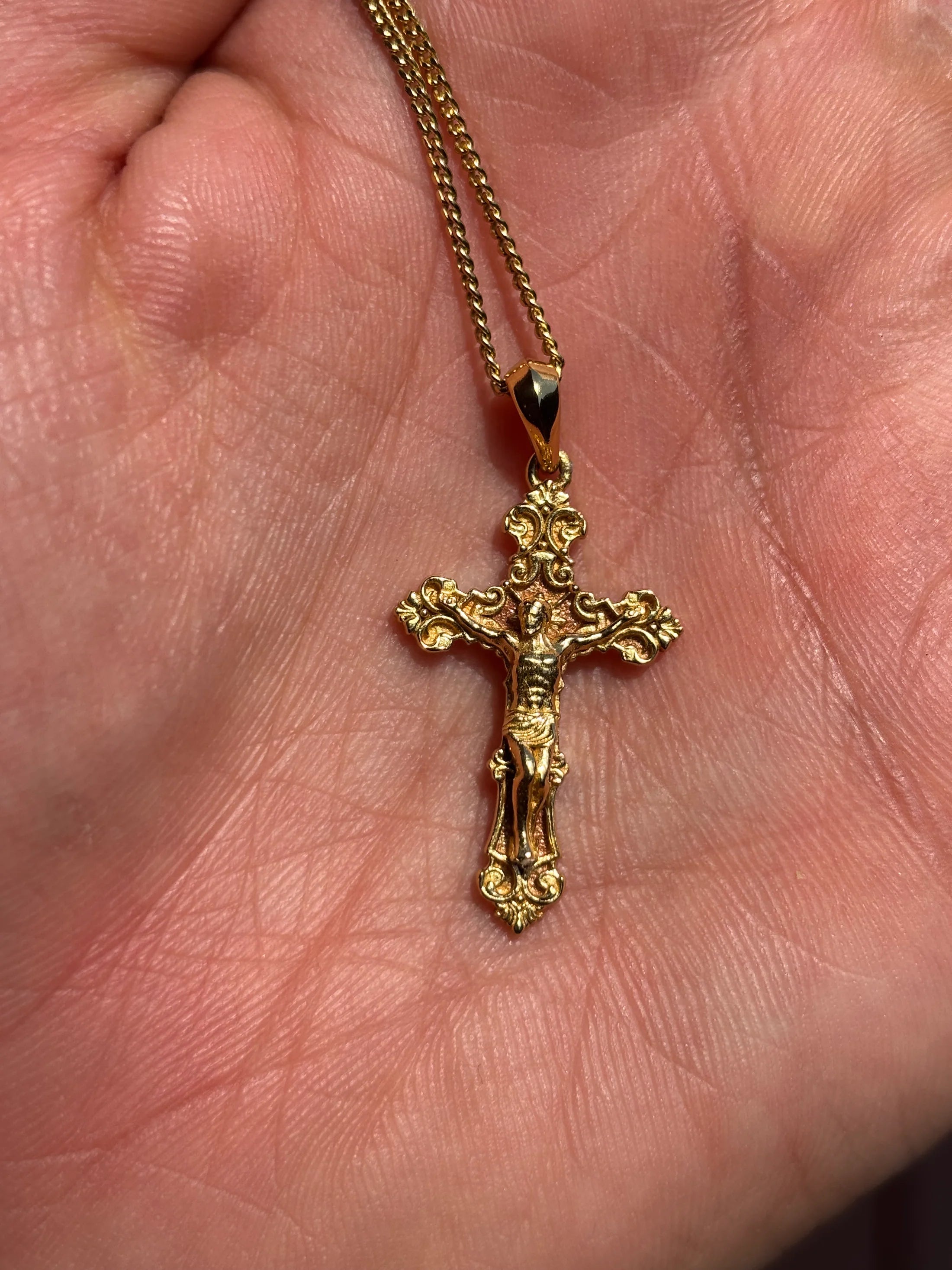 The Motif Crucifix - Gold